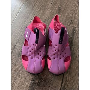 Nike Kids' Sunray Protect 2 Sandal Girl’s size 2.5